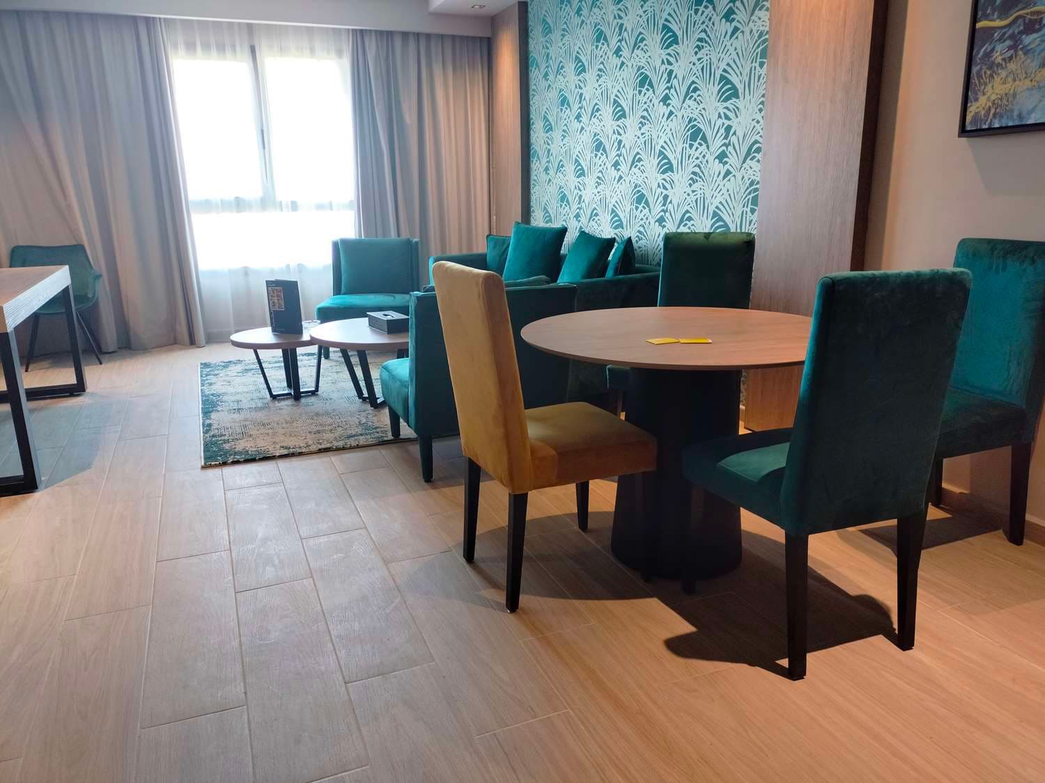 Golden Tulip El Mechtel