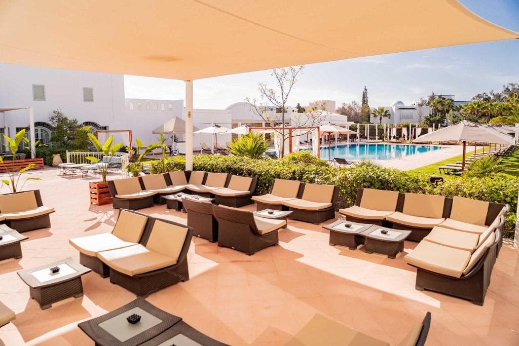 Flora Park - Adult Only