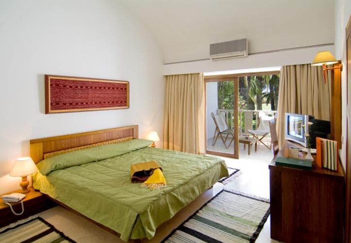 Les Orangers Beach Resort